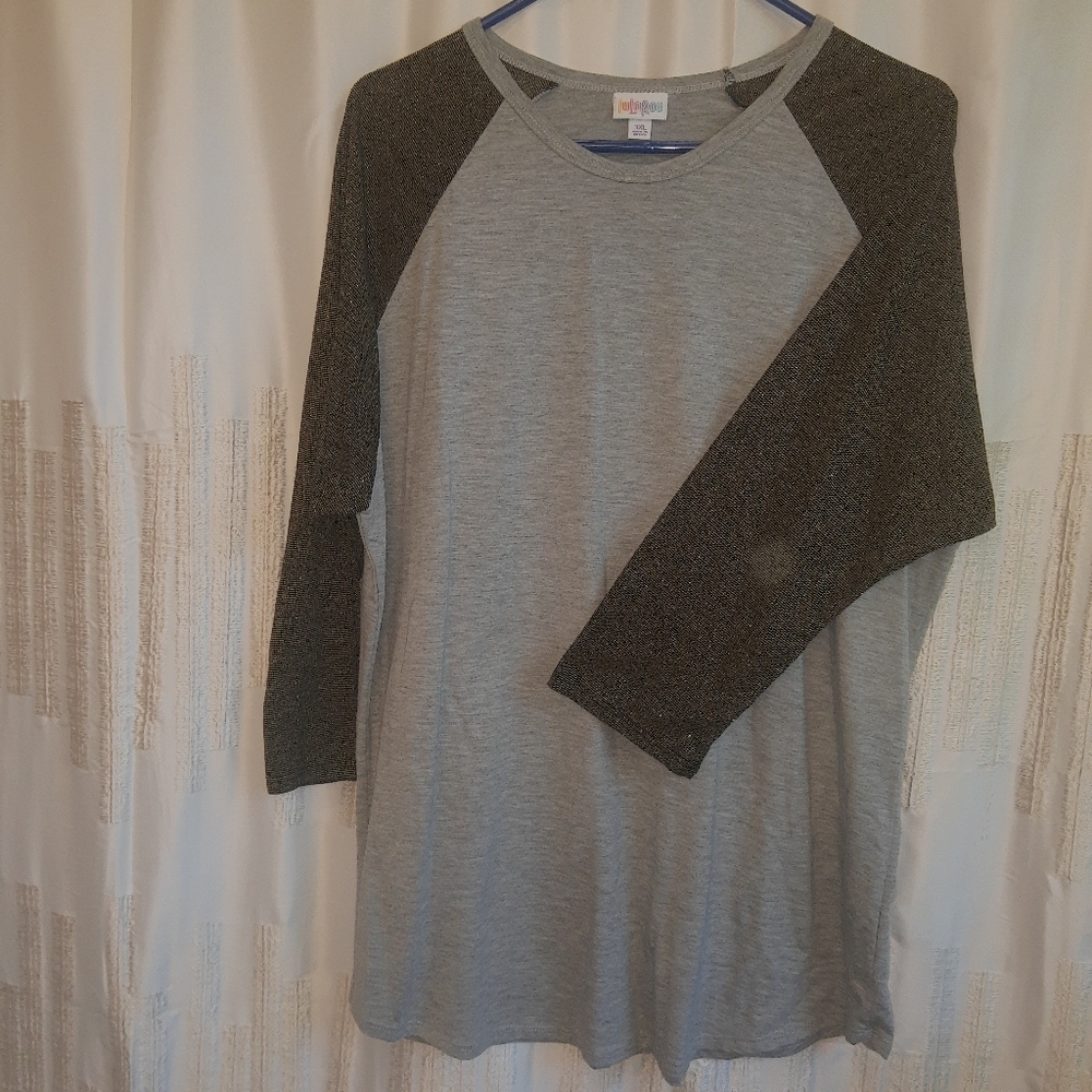 LuLaRoe Randy style shirt